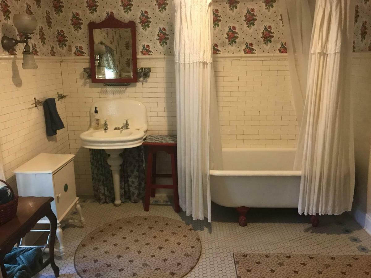 Innisfree Bed & Breakfast South Bend Dış mekan fotoğraf